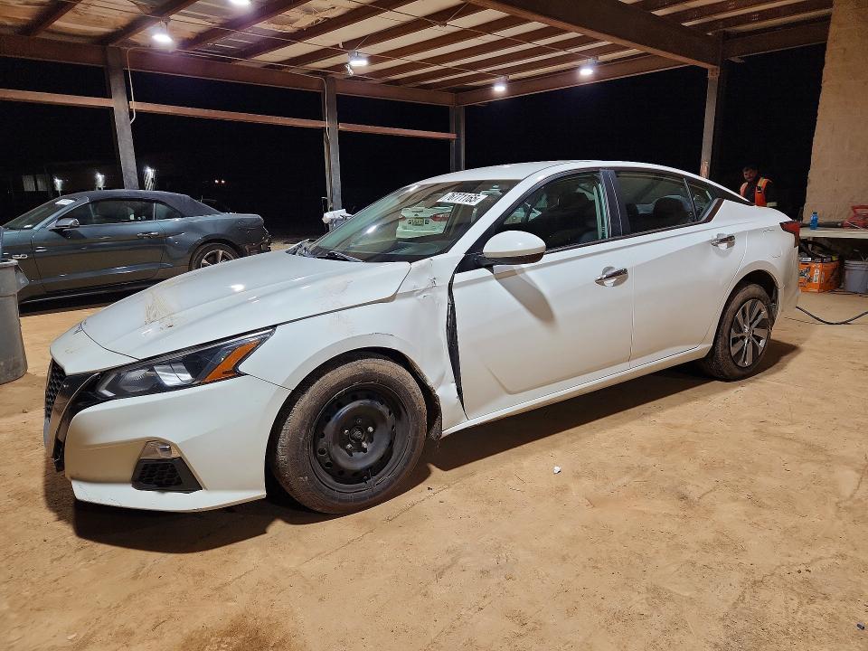 2019 Nissan Altima s