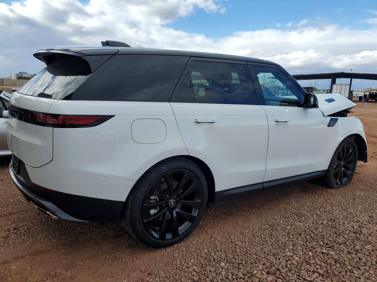 2025 Land Rover Range Rover Sport se