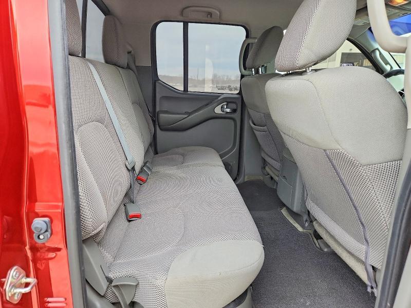 2016 Nissan Frontier SV
