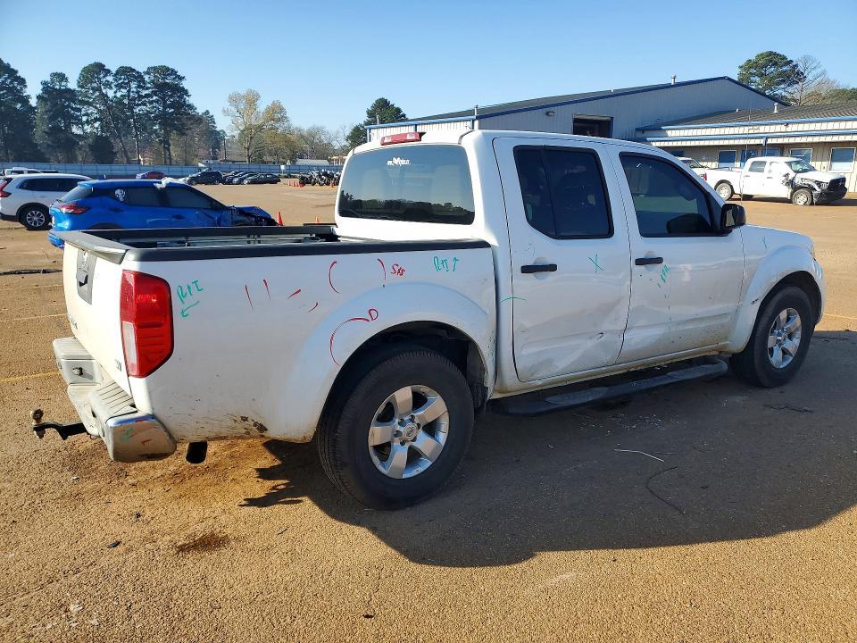 2013 Nissan Frontier S