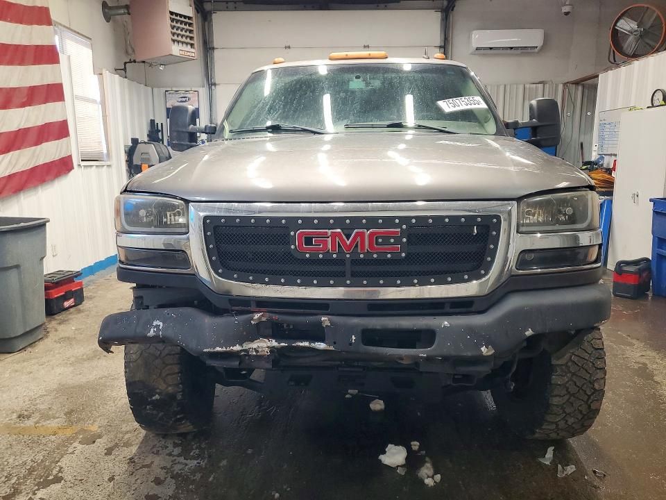 2006 GMC Sierra K2500 Heavy Duty