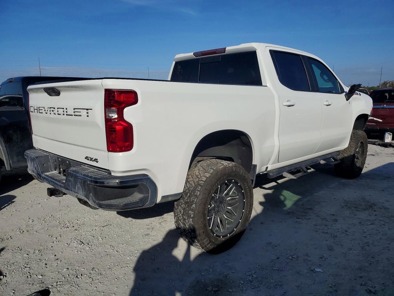 2022 Chevrolet Silverado LTD K1500 LT