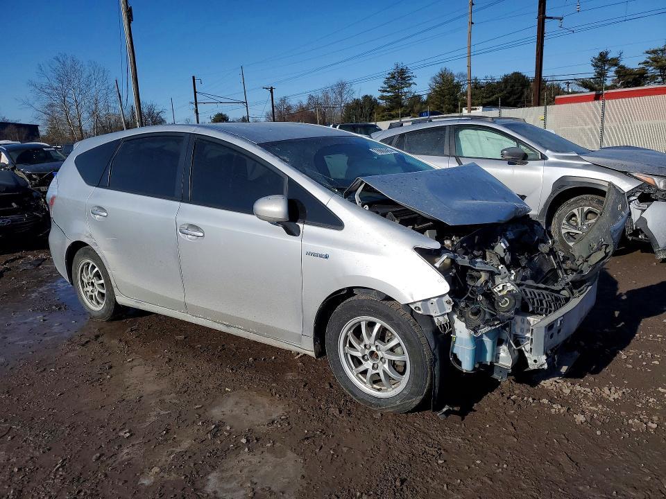 2013 Toyota Prius v