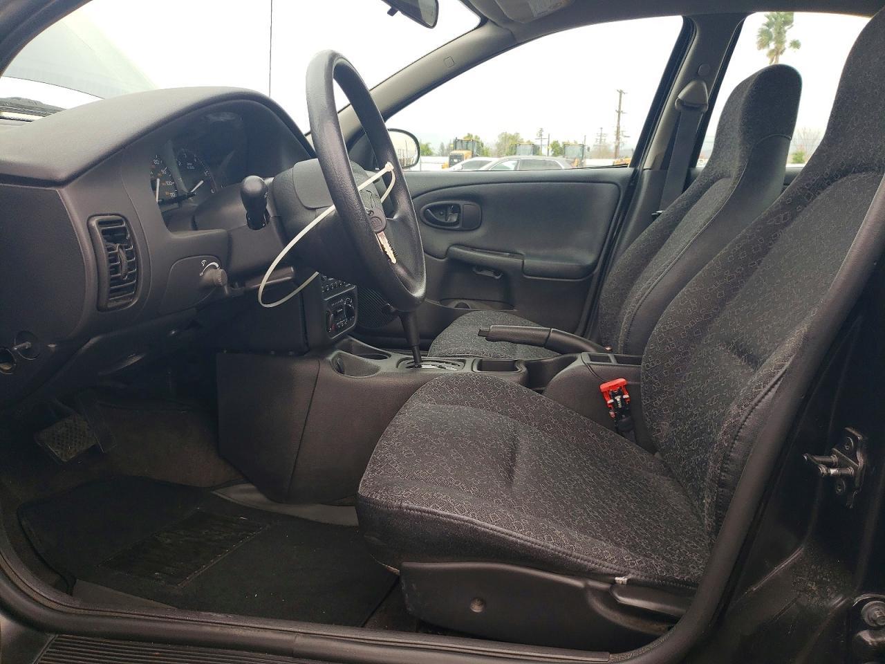 2002 Saturn SL1