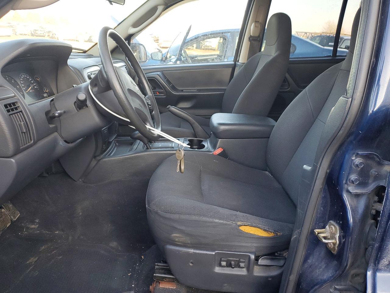 2004 Jeep Grand Cherokee Laredo