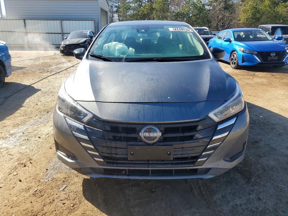 2025 Nissan Versa s