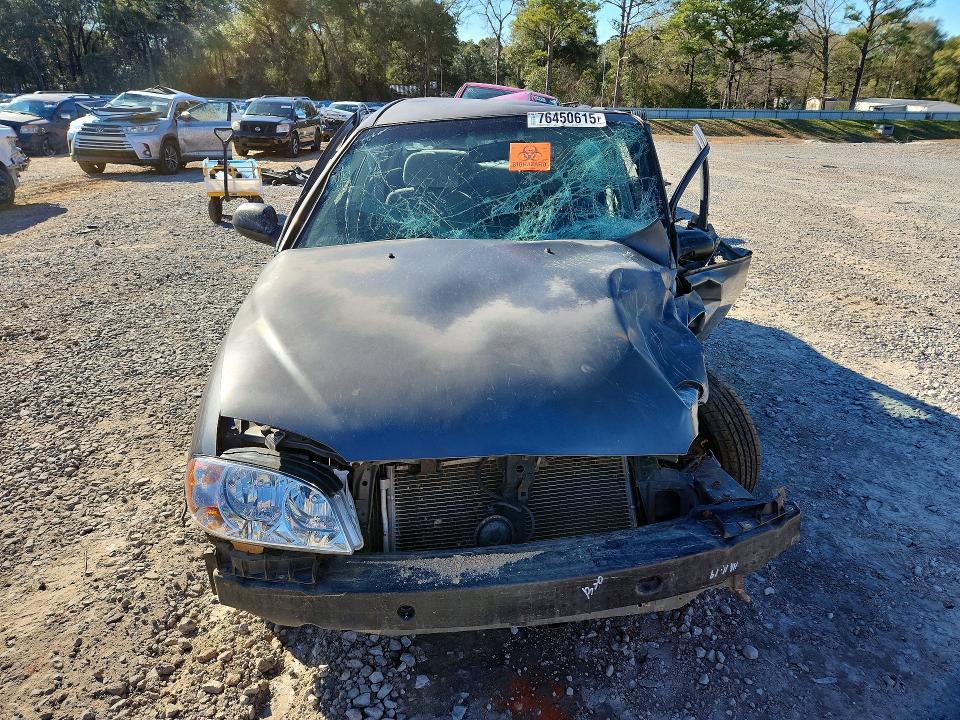 2002 KIA Spectra Base