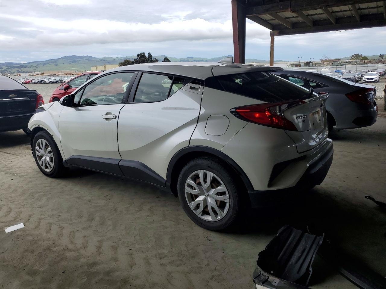 2019 Toyota C-hr le