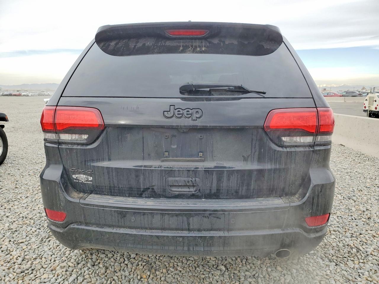 2017 Jeep Grand Cherokee Laredo