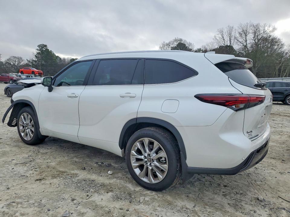 2025 Toyota Highlander le