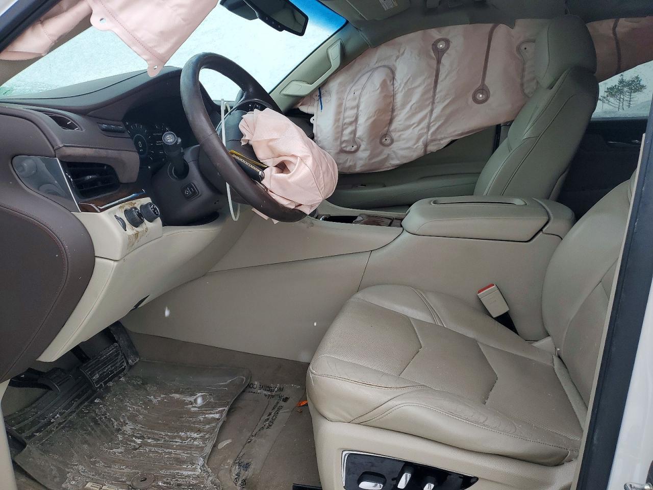 2016 Cadillac Escalade Luxury