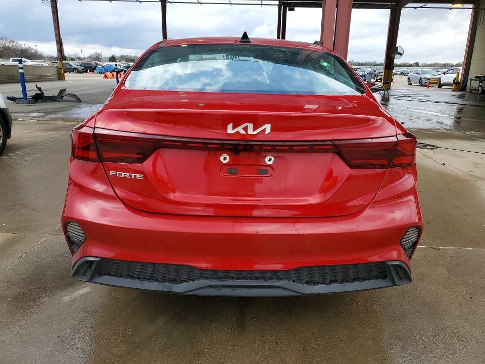 2023 KIA Forte lx