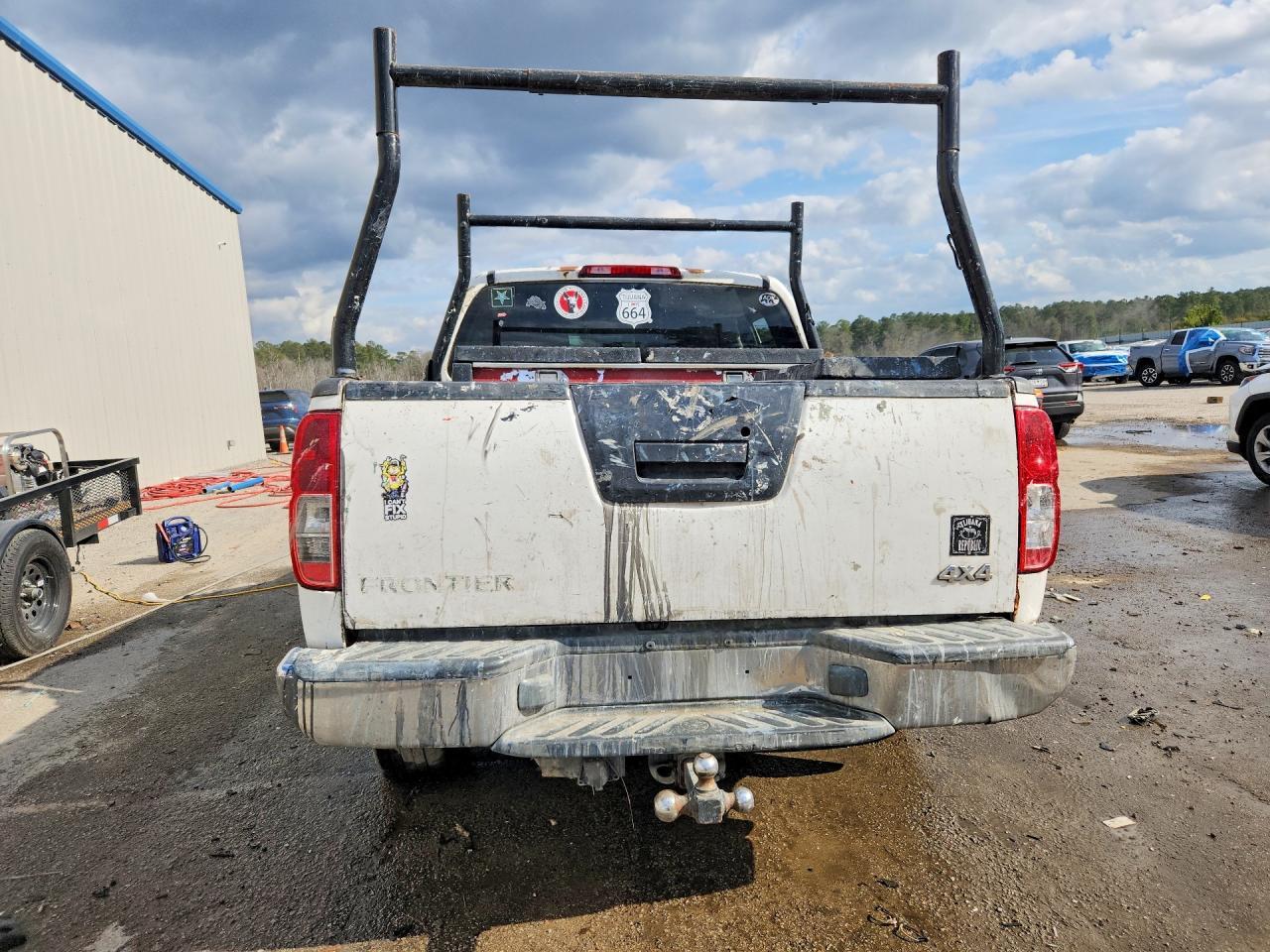 2005 Nissan Frontier SE