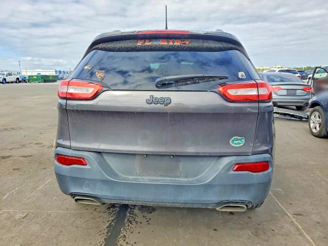 2017 Jeep Cherokee Sport