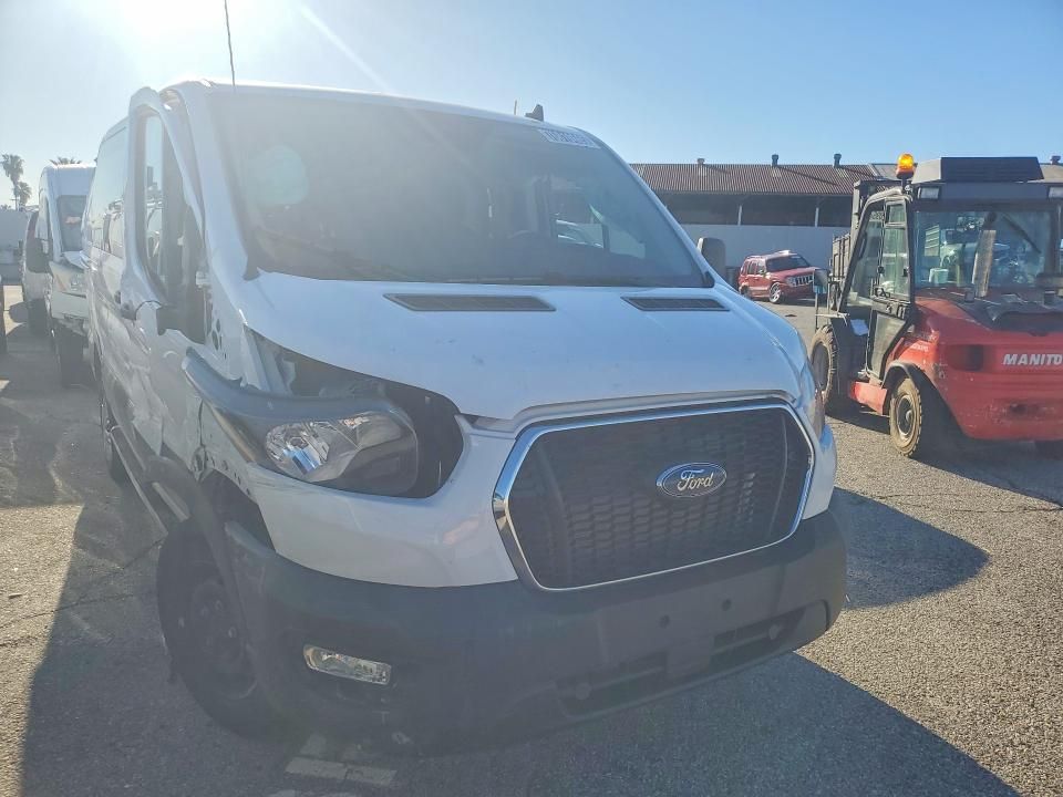 2025 Ford Transit T-250