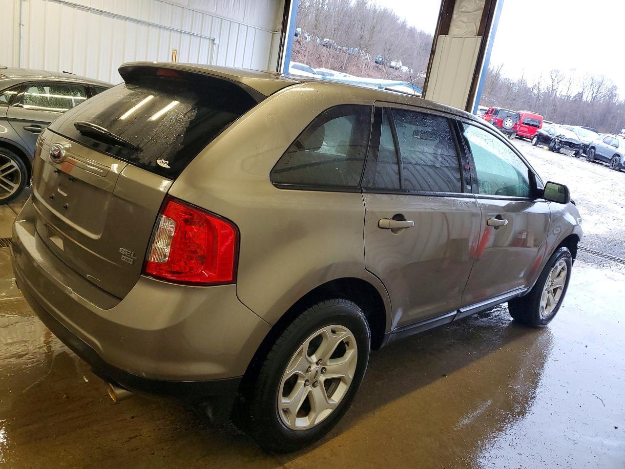 2014 Ford Edge sel