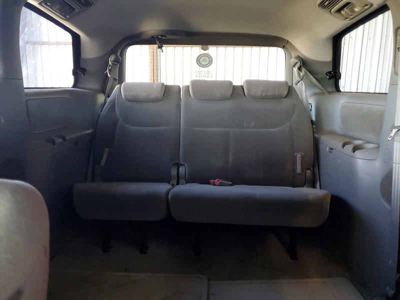2005 Toyota Sienna ce