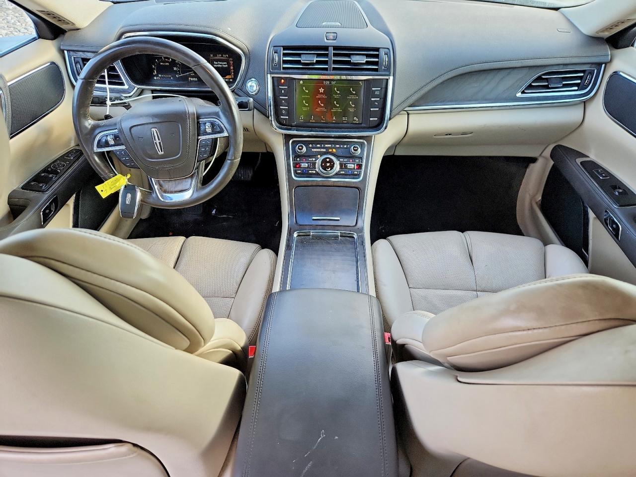 2017 Lincoln Continental Select