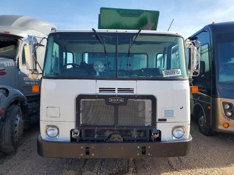 2011 Autocar Xpeditor Refuse Truck