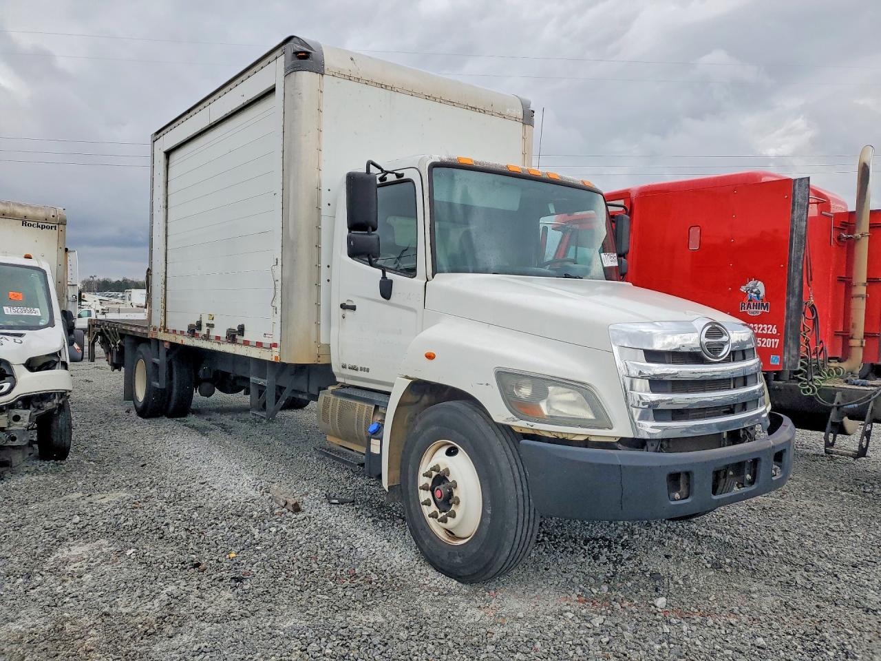 2018 Hino 258/268 BOX Truck