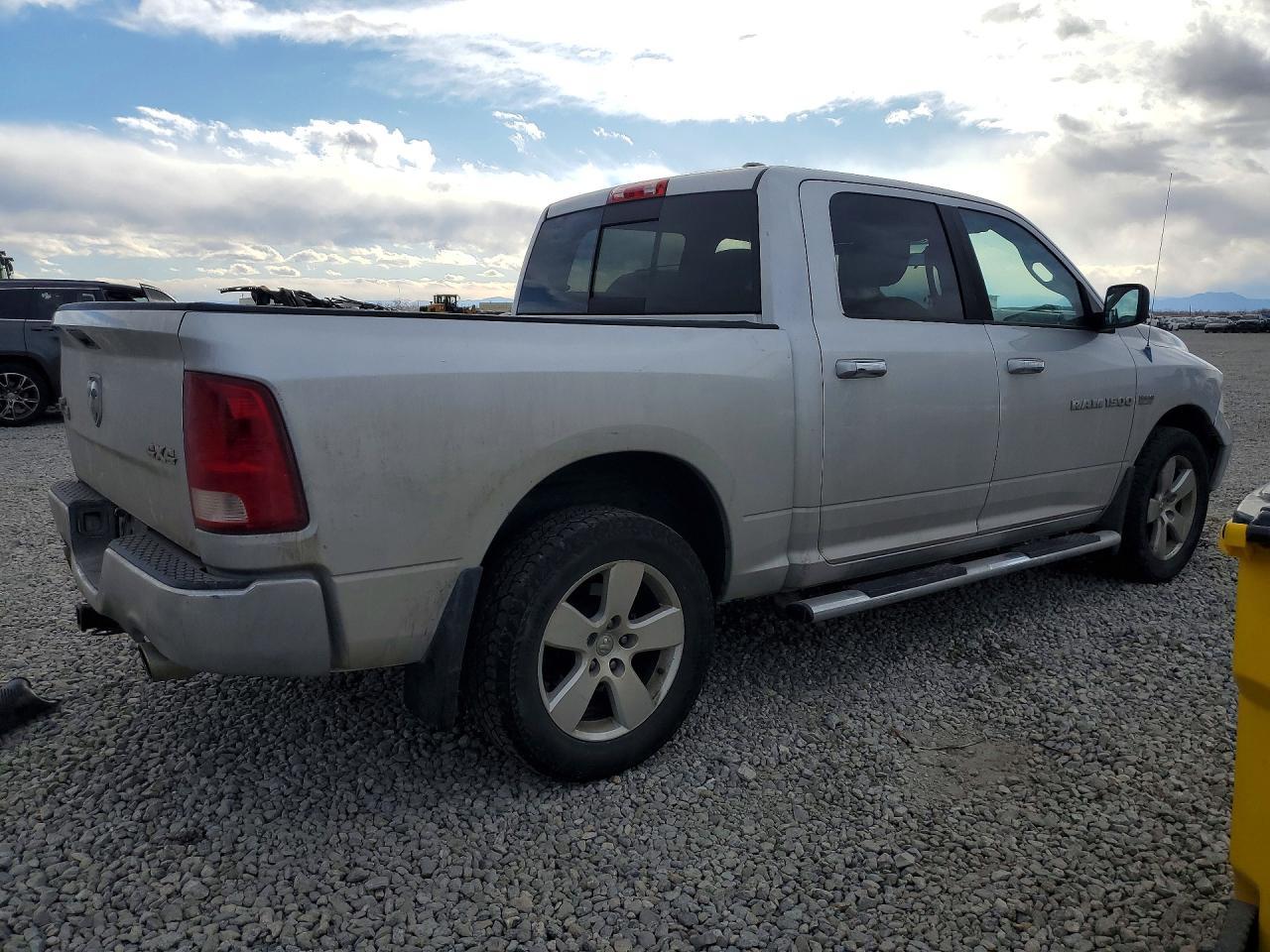 2012 Dodge Ram 1500 slt