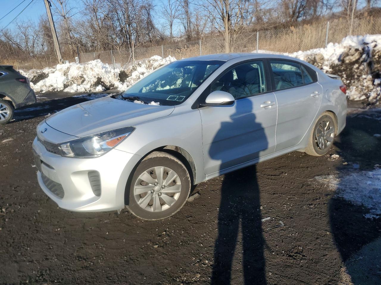 2020 KIA Rio lx