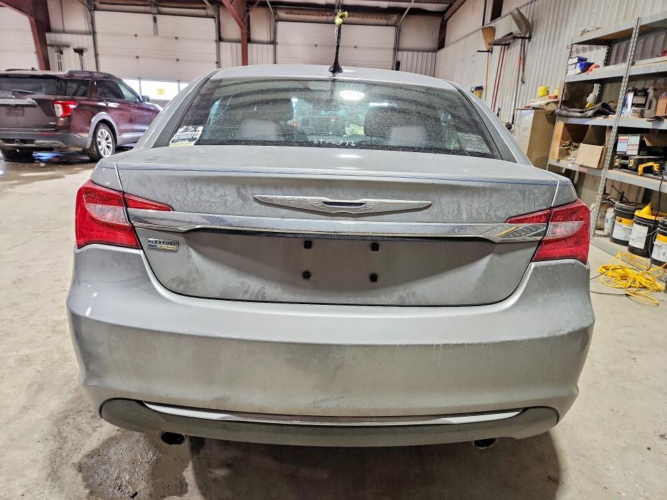 2013 Chrysler 2013 Chry 200