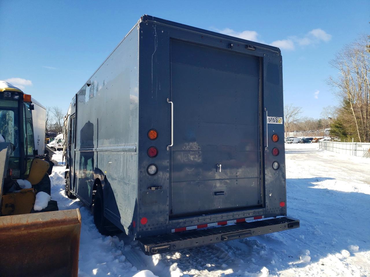 2021 Freightliner Mt 45G Chassis Delivery Truck