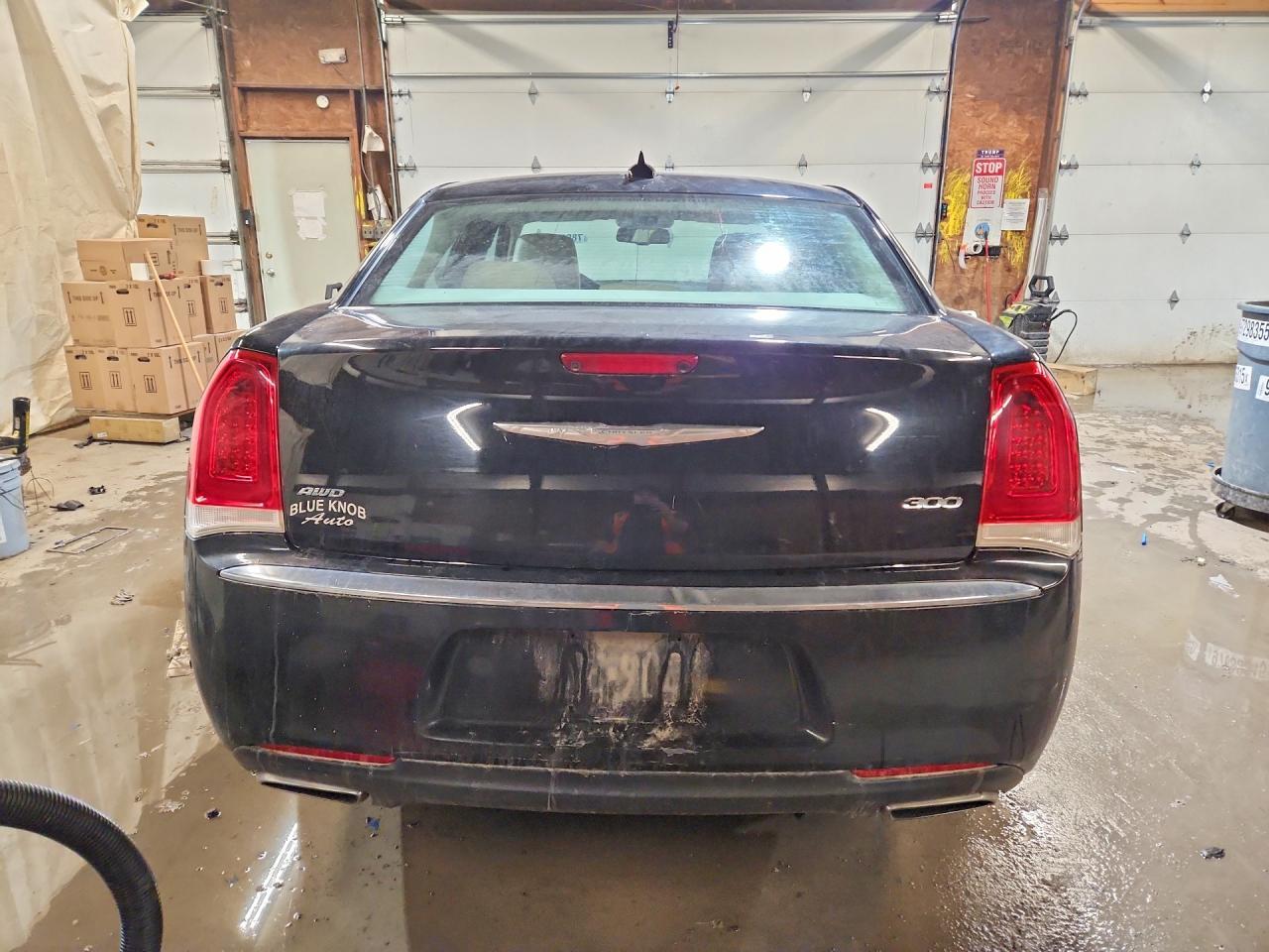 2016 Chrysler 300 Limited