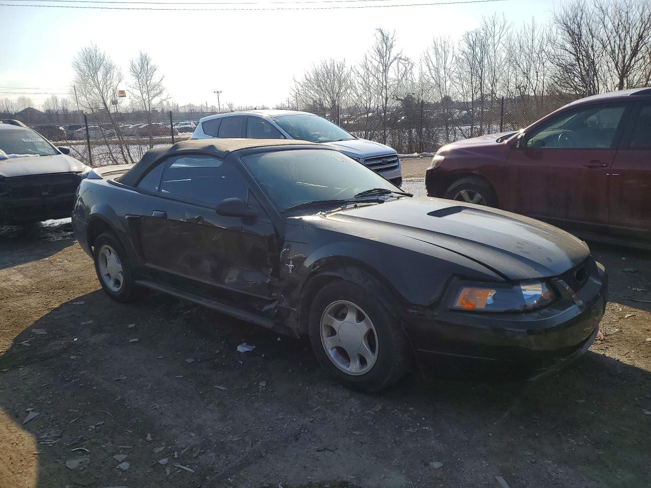 2000 Ford Mustang