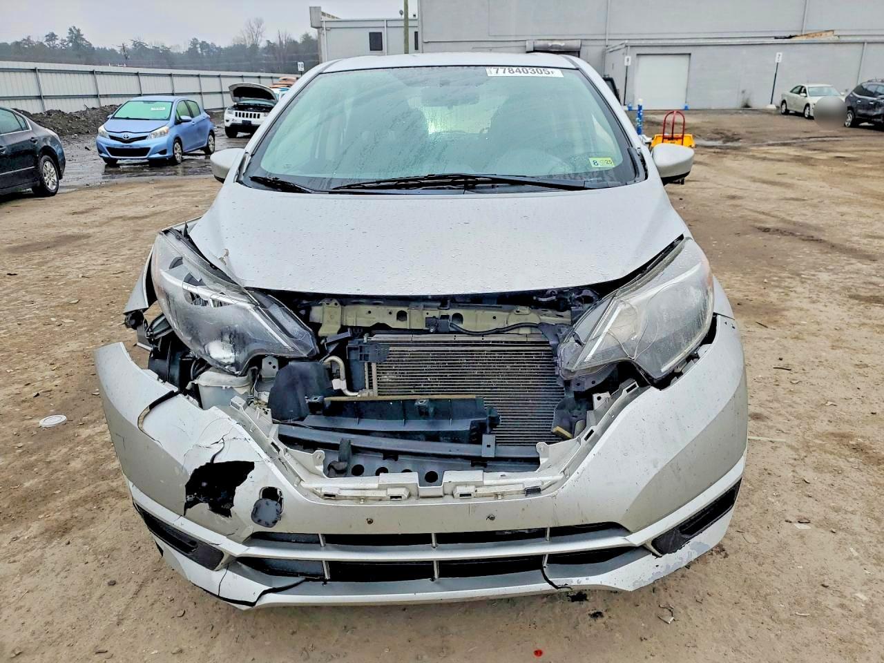 2017 Niss Versa Note s Plus