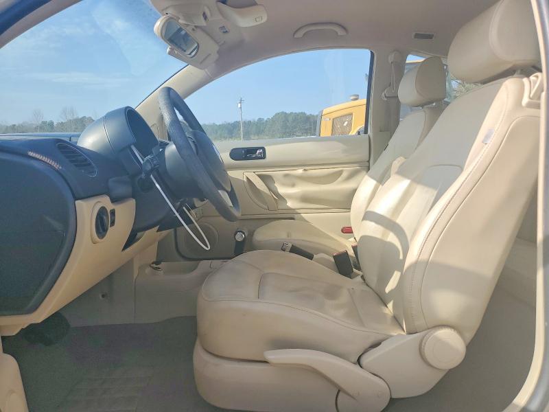 2008 Volkswagen New Beetle s