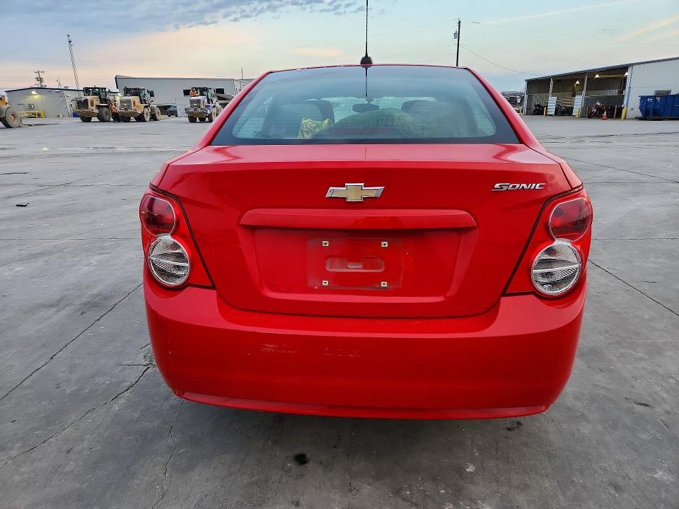 2015 Chevrolet Sonic ls