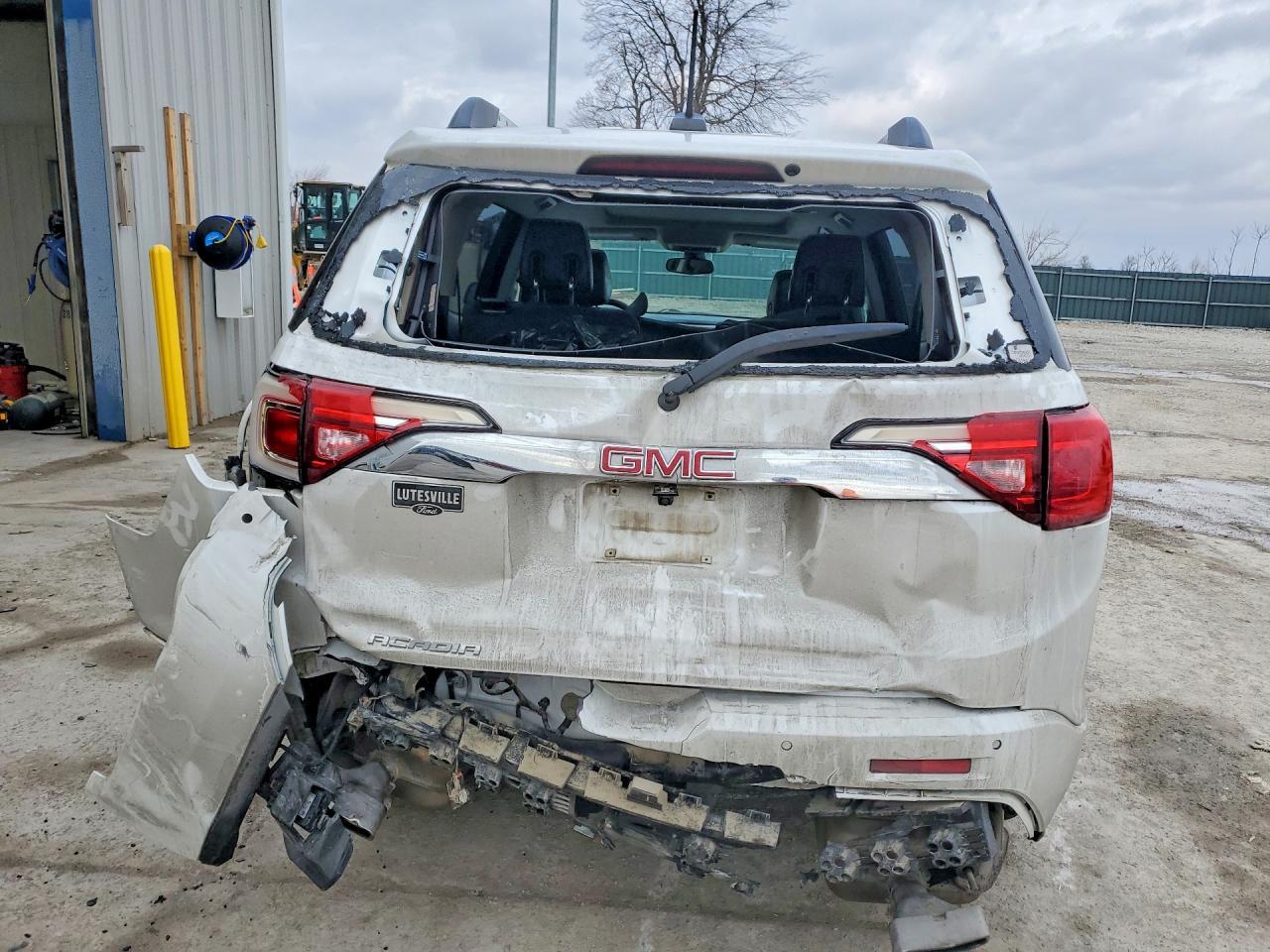 2017 GMC Acadia Denali