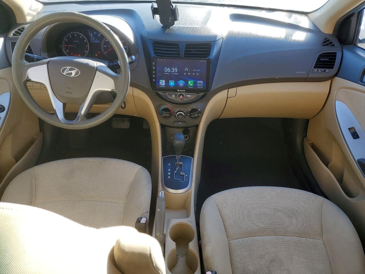 2012 Hyundai Accent gls