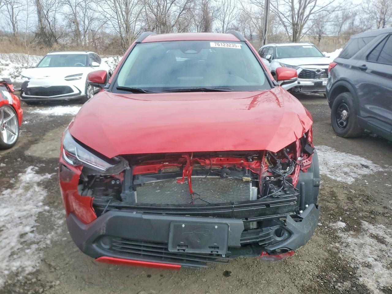 2024 Toyota Corolla Cross le
