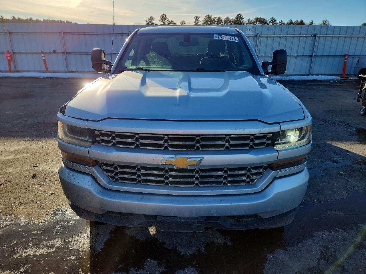 2017 Chevrolet Silverado K1500 Custom