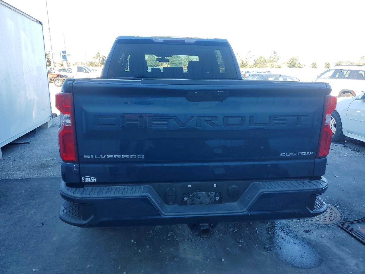 2020 Chevrolet Silverado C1500 Custom