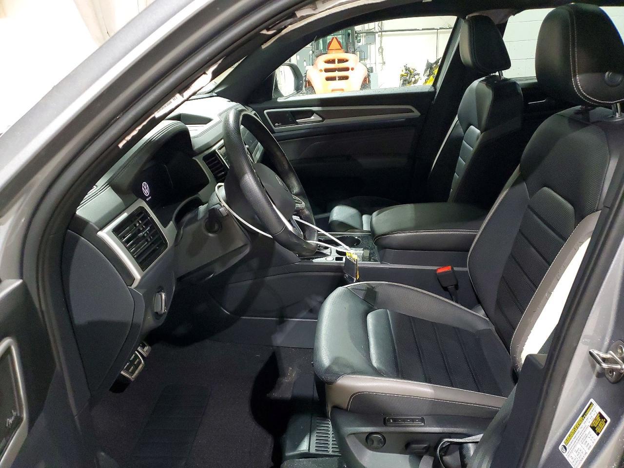 2022 Volkswagen Atlas Cross Sport sel Premium R-line