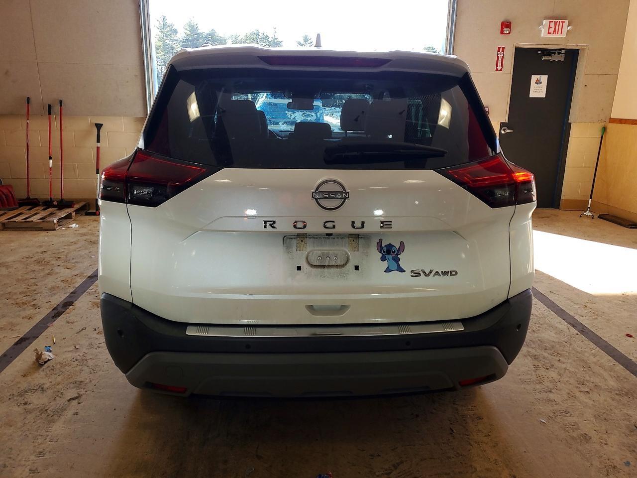 2022 Nissan Rogue sv
