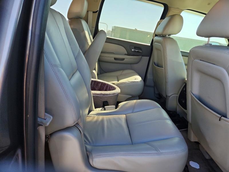 2011 Chevrolet Suburban C1500 LT