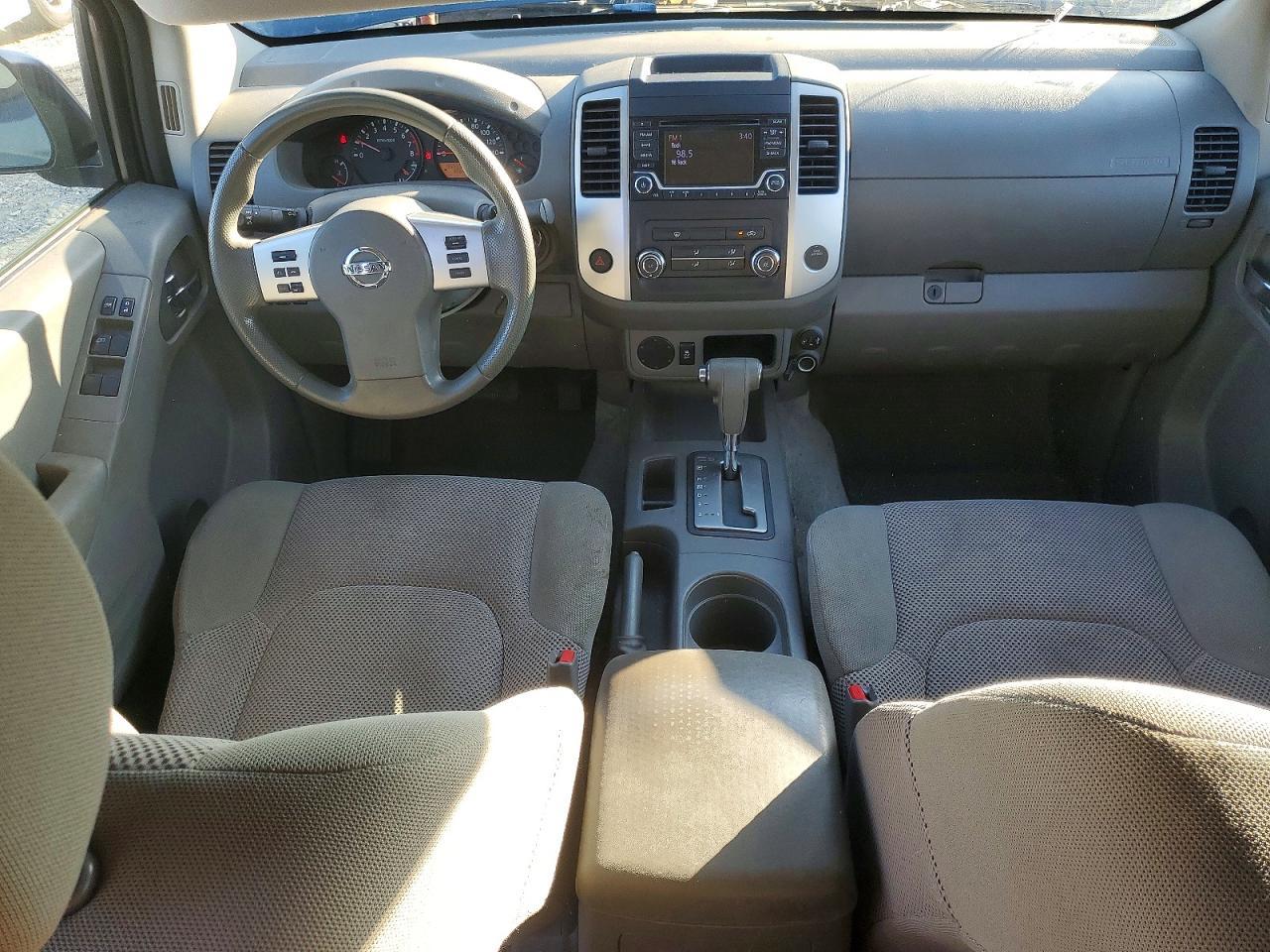 2018 Nissan Frontier s
