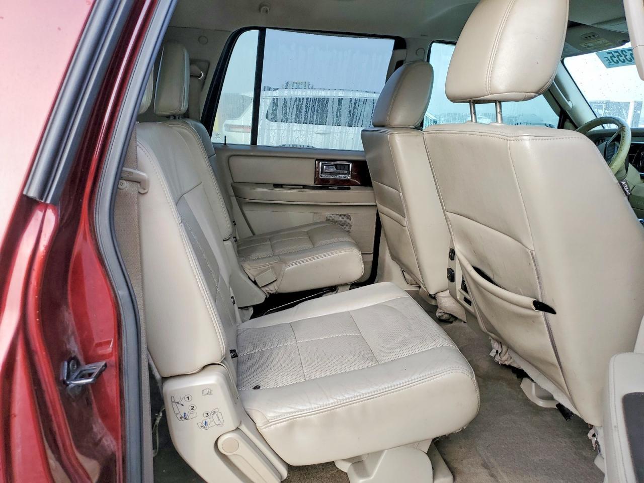 2013 Lincoln Navigator l