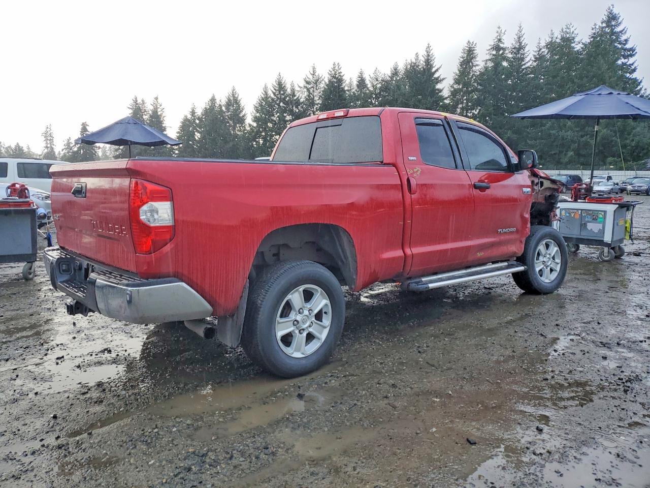 2016 Toyota Tundra Double cab sr