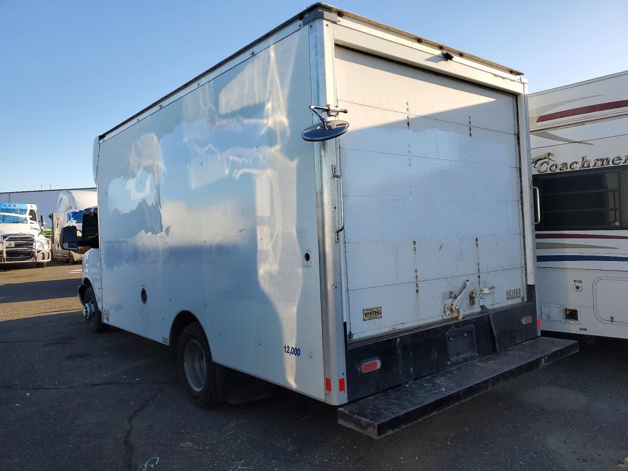 2019 Chevrolet Express Delivery Truck