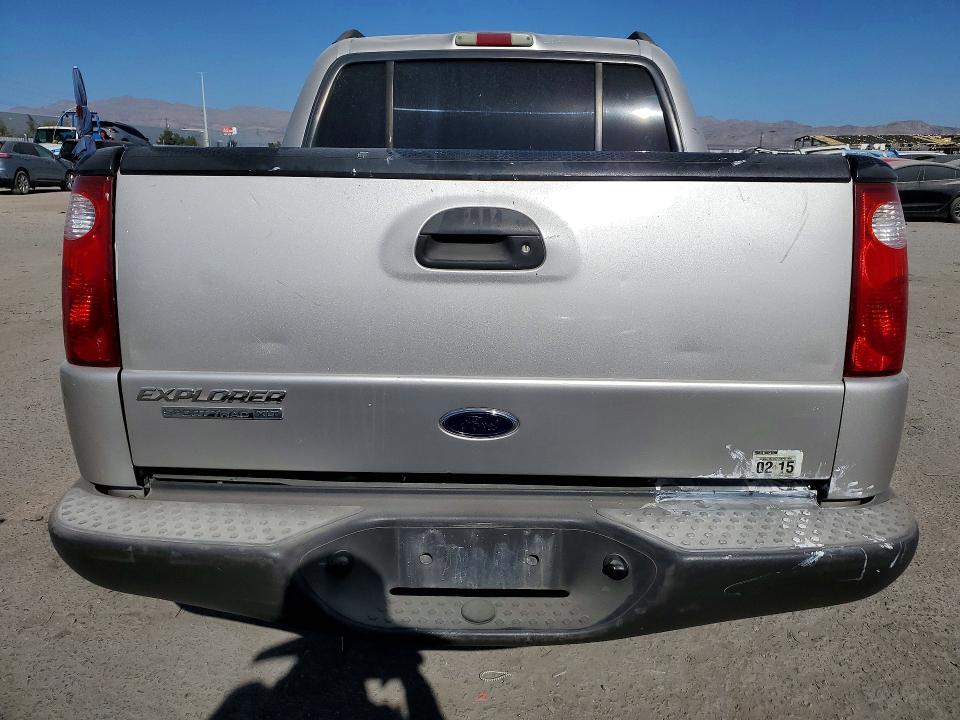 2004 Ford Explorer Sport Trac
