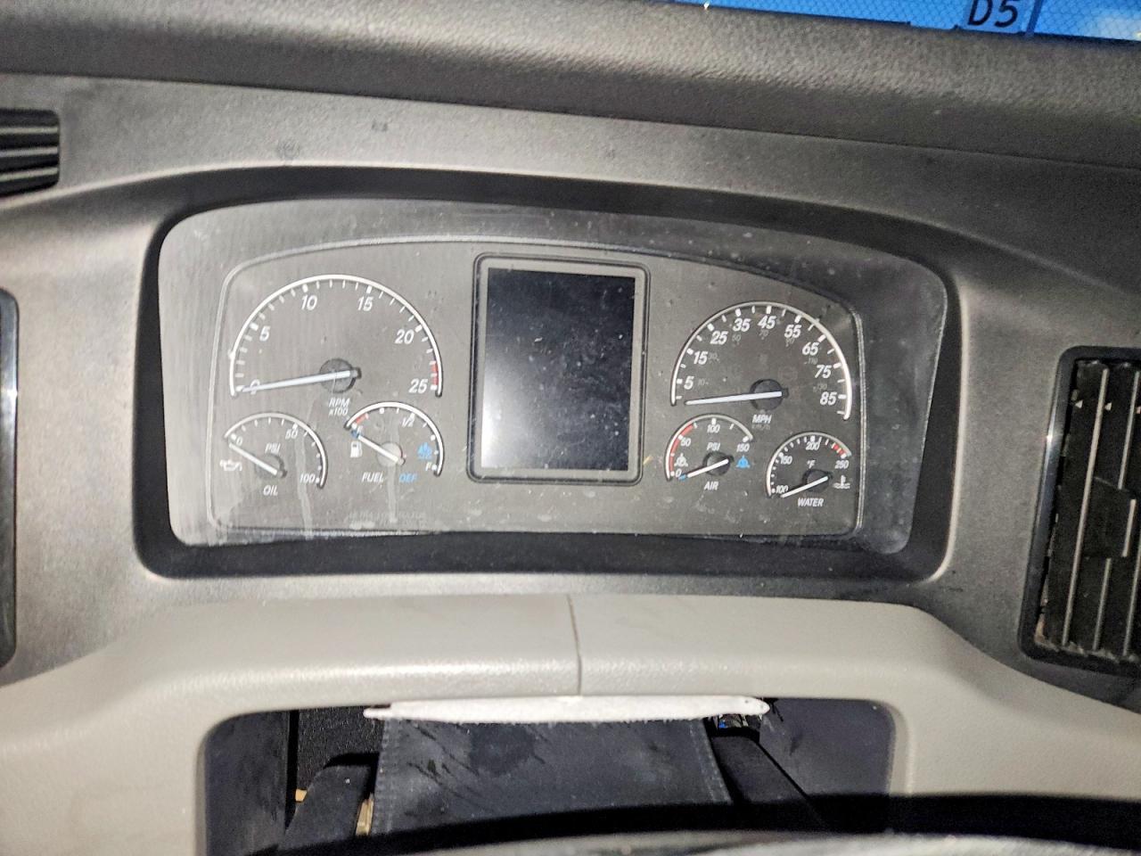 2022 Freightliner Cascadia 116 Semi Truck