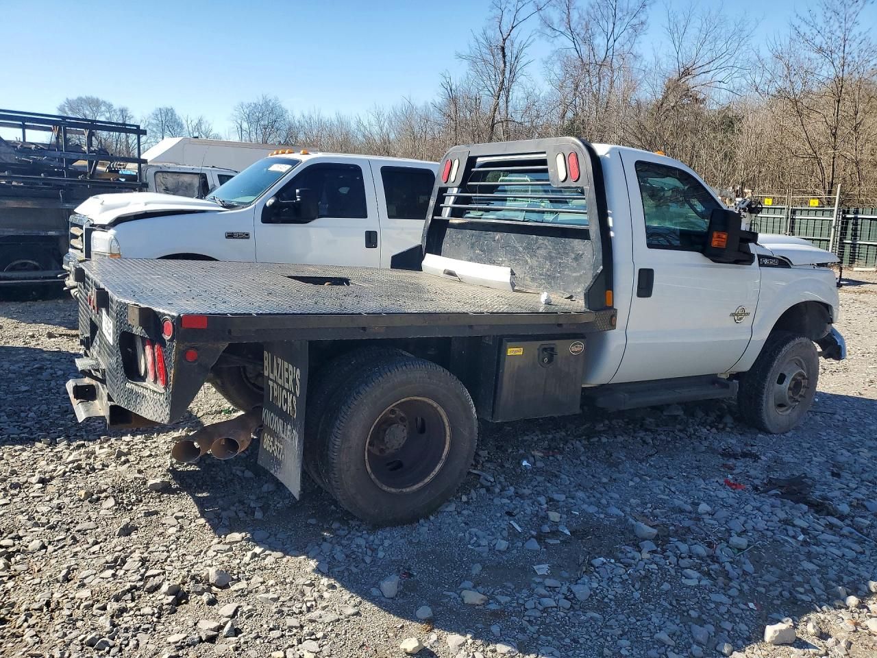 2016 Ford F350 Super Duty Flatbed Truck