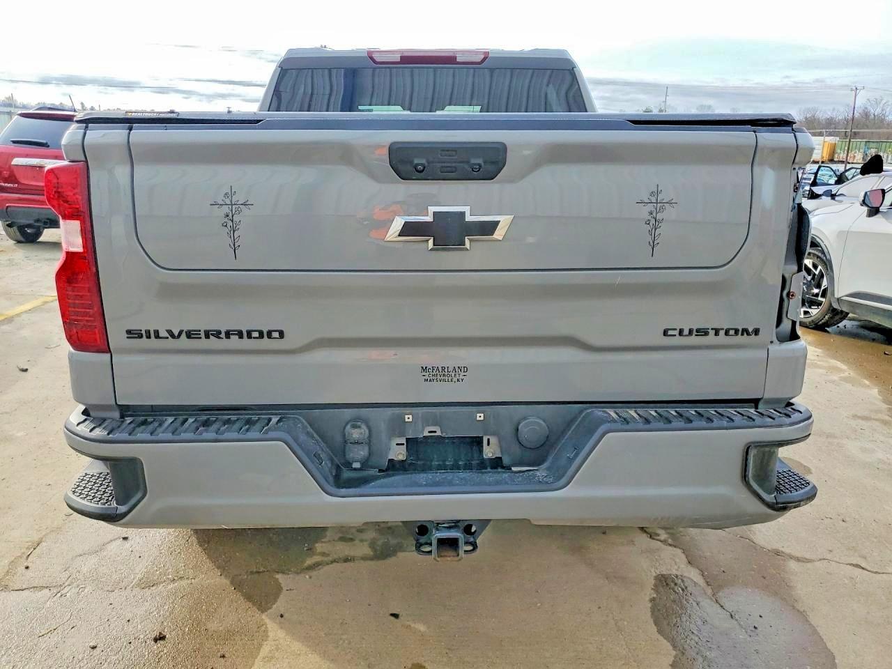 2024 Chevrolet Silverado K1500 Custom