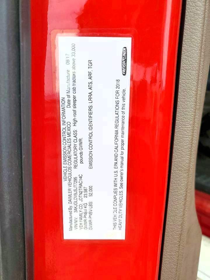 2018 Freigliner 2018 Freightliner Cascadia 125 Semi Truck